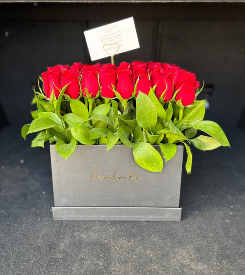 Caja Mediana de Rosas Rojas